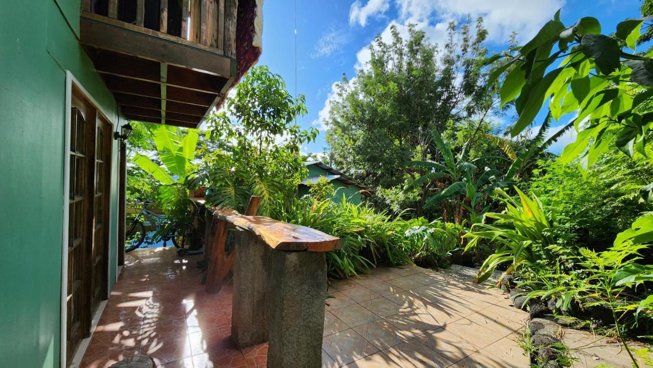 Cabanas Manuto Hanga Roa Bagian luar foto